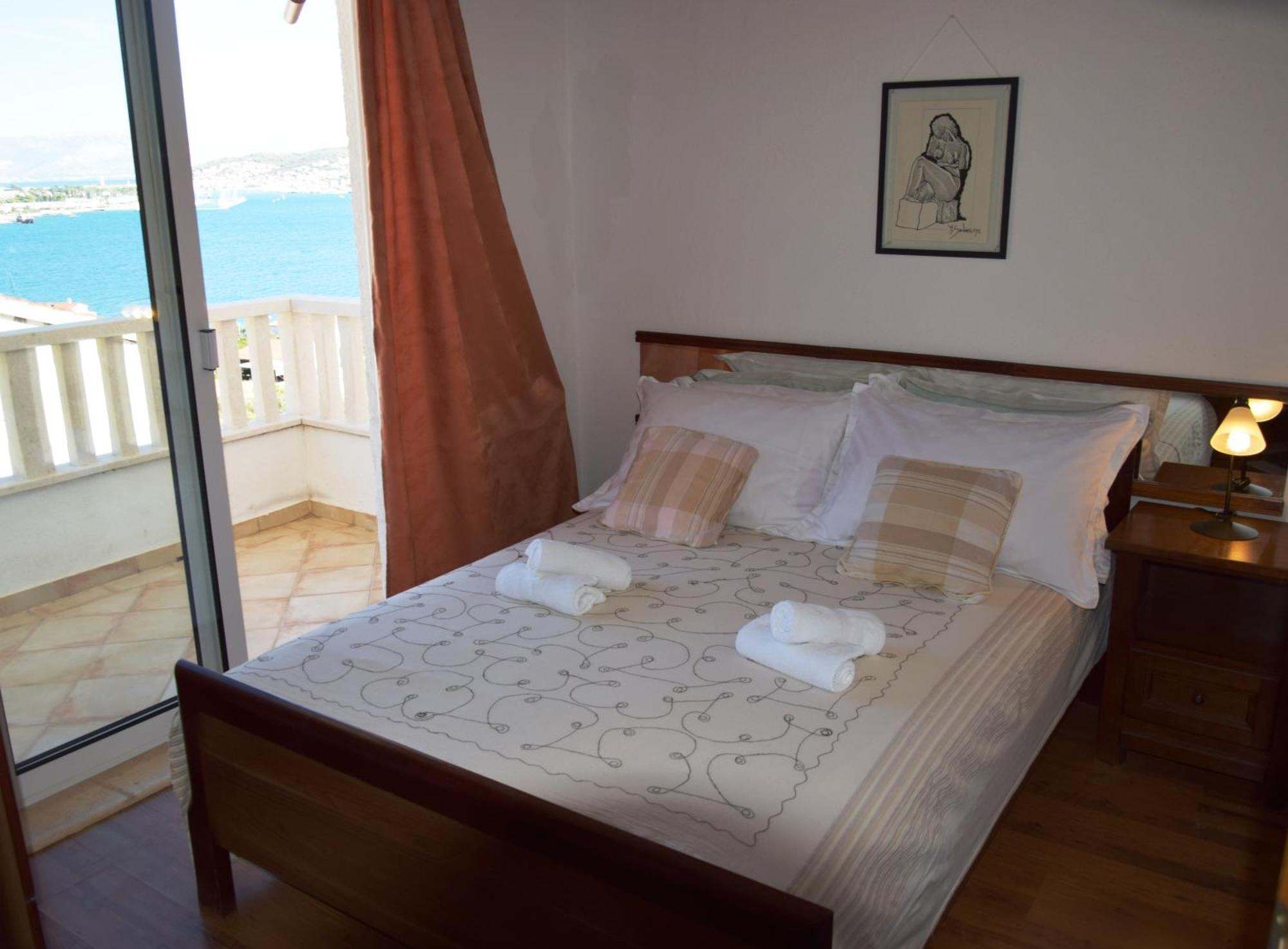 Apartment Julio Trogir Zimmer foto